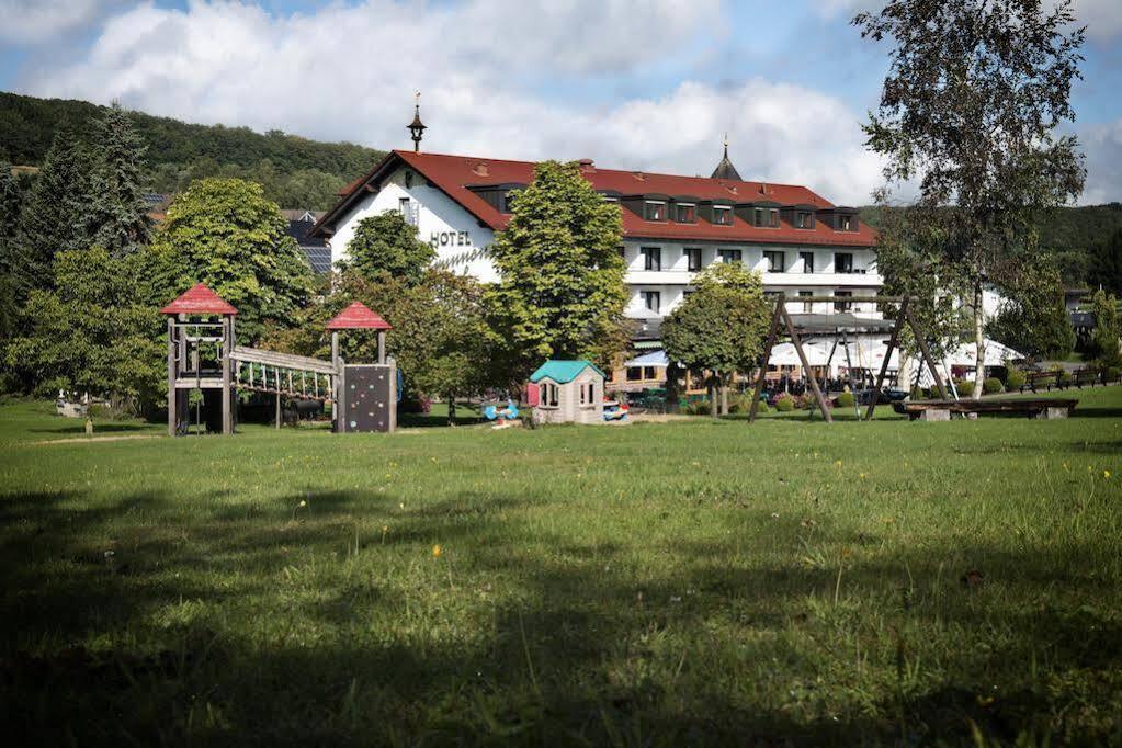 Best Western Hotel Brunnenhof Weibersbrunn Exterior foto